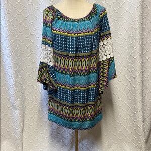 Win Win size large Colorful Geometric Pattern Women's‎ Top paisley soft stretch